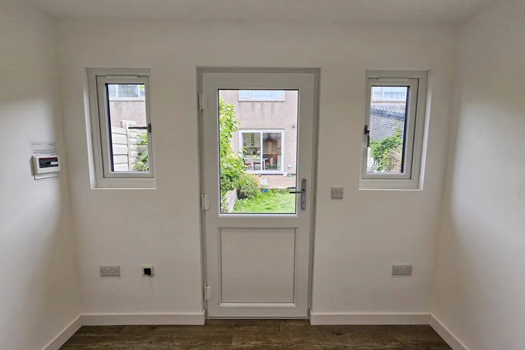 Custom Garden Rooms in East Lothian, Midlothian and Edinburgh by Edinburgh & Lothians Joiner NOTH Joinery