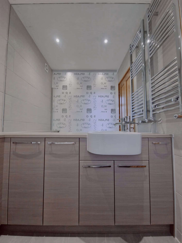 Bathrooms by Edinburgh & Lothians Joiner NOTH Joinery